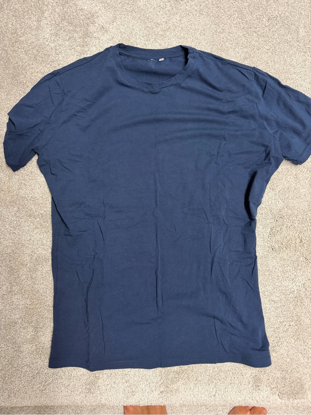 State and Liberty Men's Short Sleeve Crew Neck T-Shirt in Navy